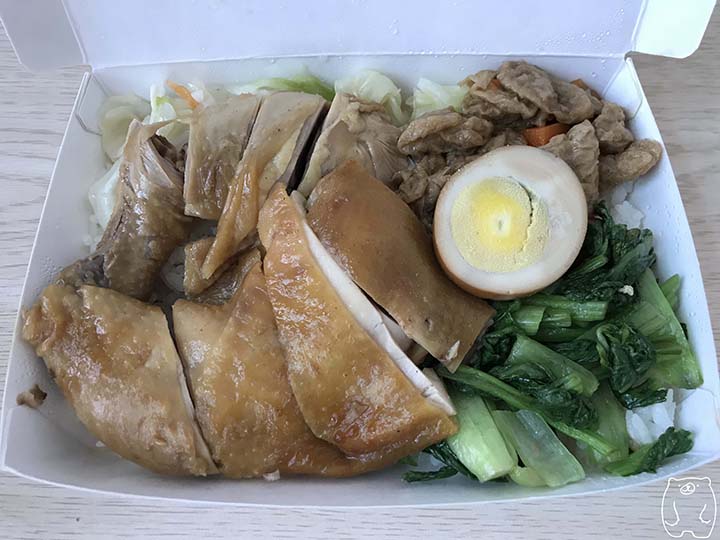 台南東区｜真好味燒臘はおいしい油雞飯お弁当が食べられる行列ができるお店
